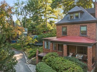 528 Undercliff Rd, Pittsburgh, PA 15221