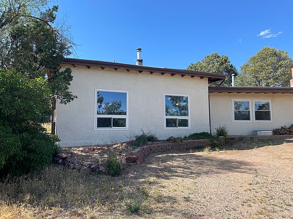 2nd image of 19 Wilson Ln