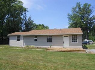 17617 Beach Lane Dr, Lake Milton, OH 44429