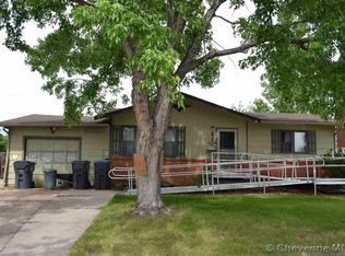 820 Baldwin Dr, Cheyenne, WY 82001