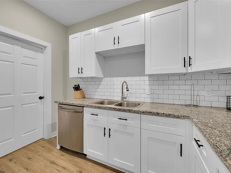 10317 Lake Rd #6A — Photo 8