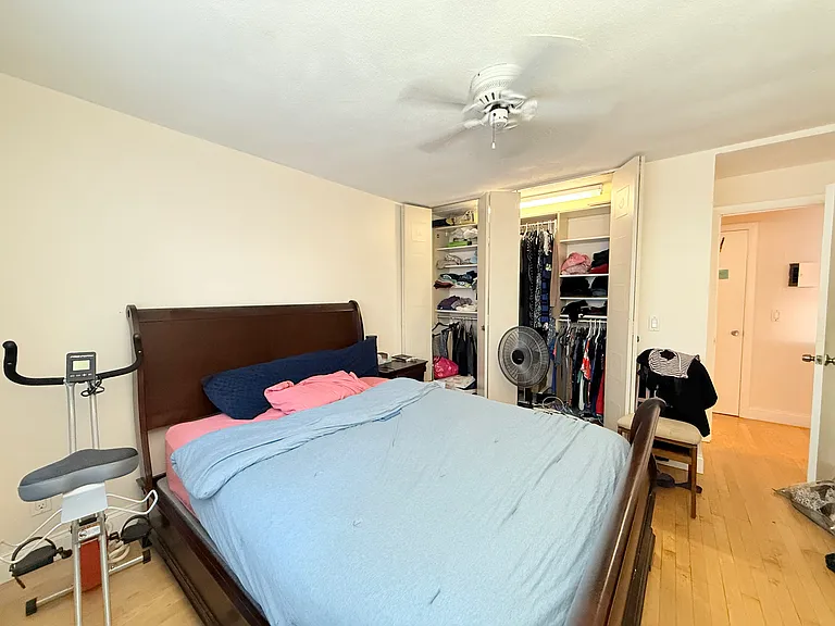 269 Harvard St #20 — Photo 11