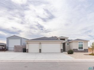 3709 S Sunnyview Ave, Carlsbad, NM 88220