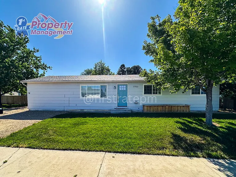 7703 S Mistyglen Ave — Photo 25