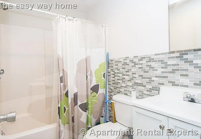 1105 Cambridge St #1A — Photo 5