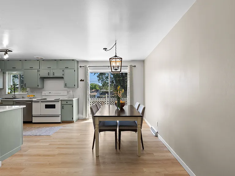598 S Swadley St — Photo 12