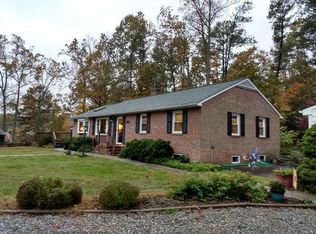 114 Club View Dr, Lancaster, VA 22503