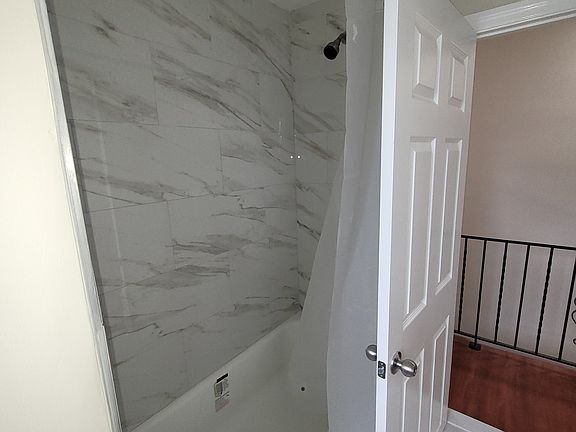 5th image of 5016 Springfield Ave