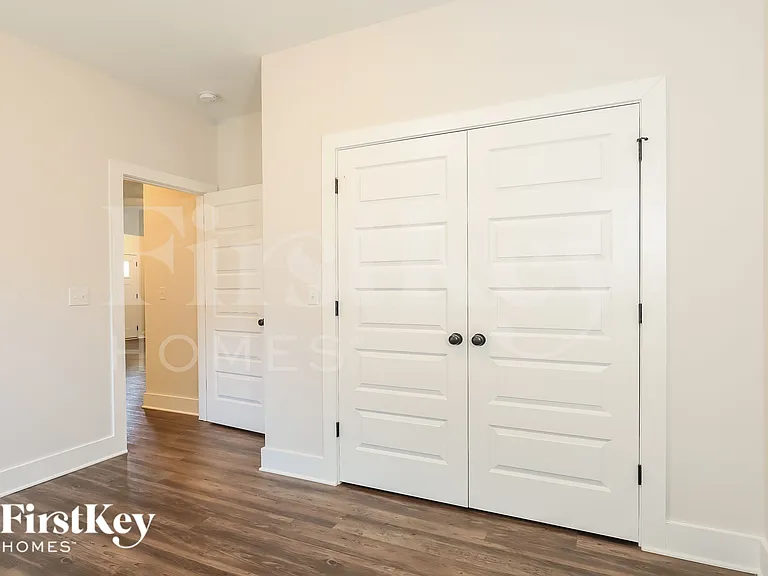 1414 Woodridge Pl — Photo 11
