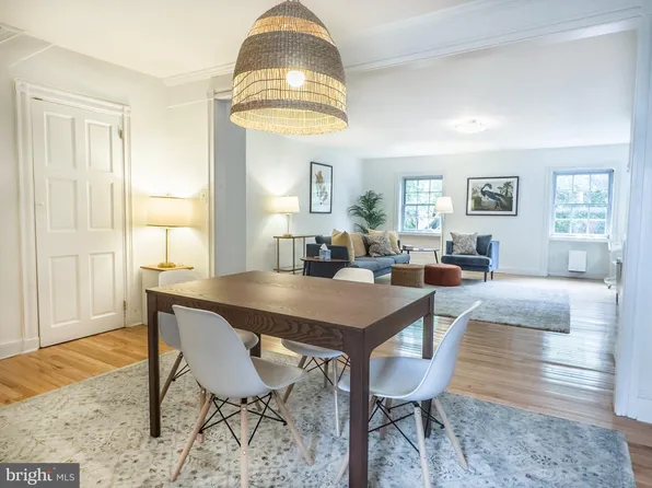 253 Pine St #3, Philadelphia, PA 19106