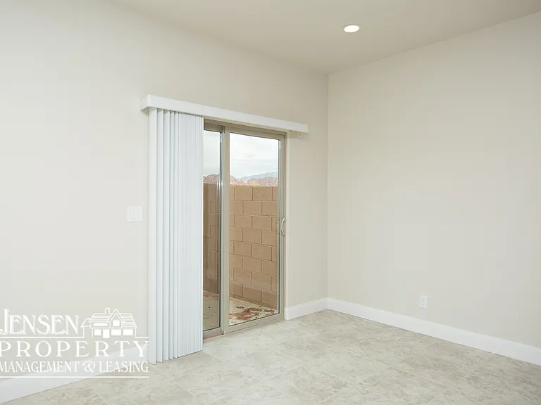 2502 Bella Vista Dr — Photo 18