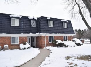 1800 Colonial Village Way APT 2, Waterford, MI 48328