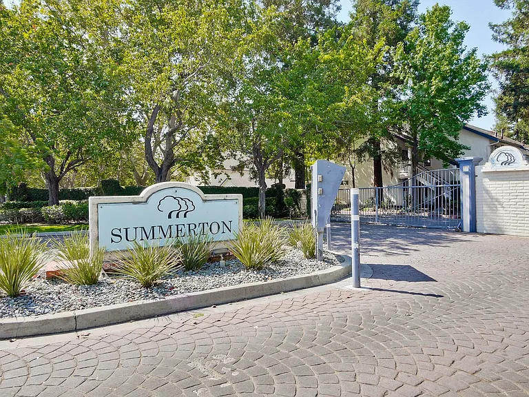1006 Summerplace Dr — Photo 44