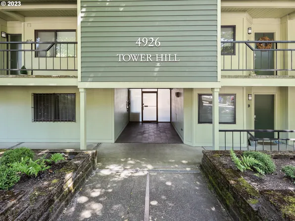 4926 S Corbett Ave APT 406, Portland, OR 97239
