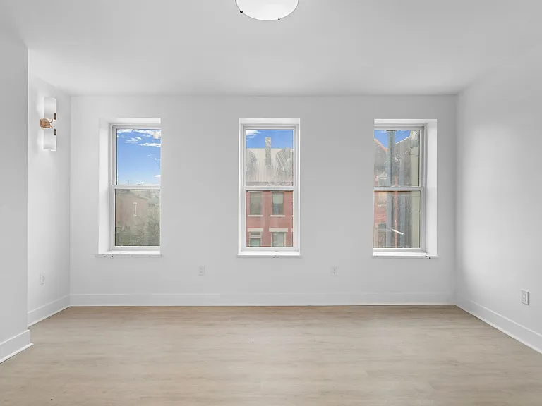 2035 Forbes Ave #201 — Photo 12