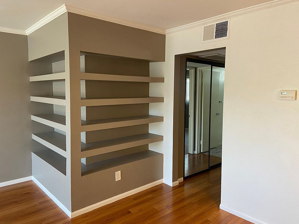 Living room 2