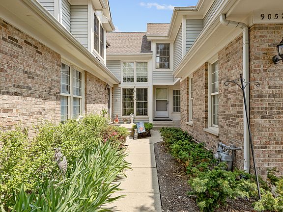 2nd image of 9057 Jacqueline Dr