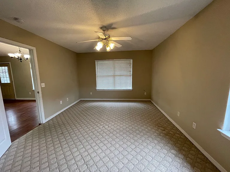7350 Copter Ln — Photo 9