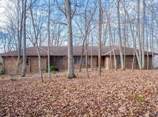 35 Circle Dr NE, Fort Payne, AL 35967