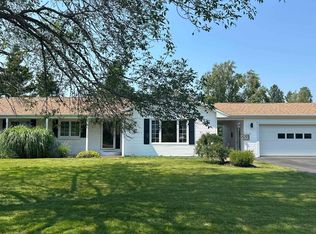 52 Regency Point Dr, Colchester, NS B6L 4B4