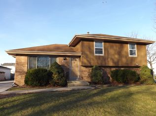 2619 John Bourg Dr, Plainfield, IL