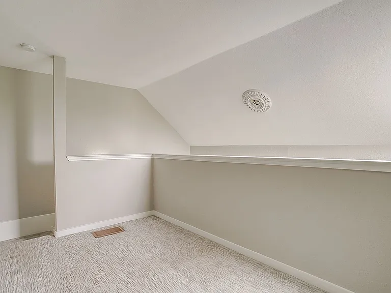 Loft area!