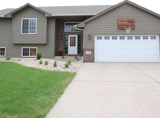 6905 W 65th St, Sioux Falls, SD 57106