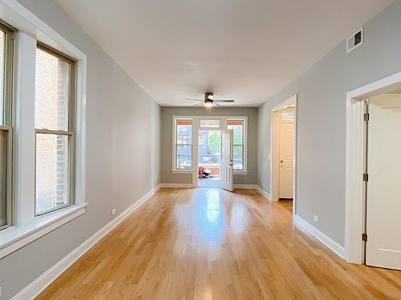3rd image of 2550 W Augusta Blvd APT 1F