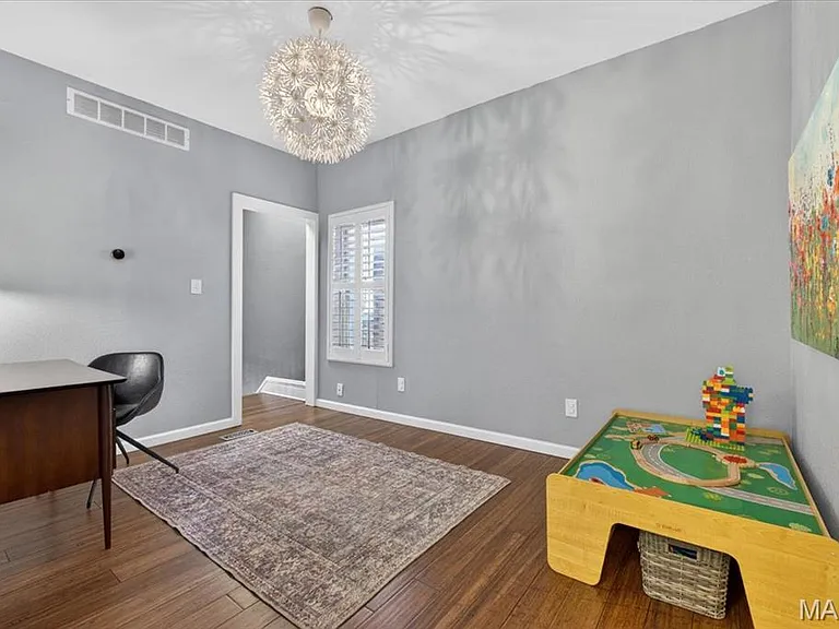 4161 Flad Ave — Photo 24