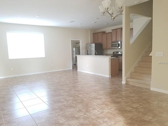 5th image of 14737 Driftwater Dr