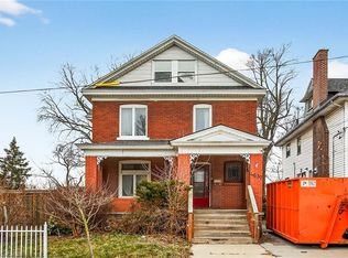 4637 Ellis St, Niagara Falls, ON L2E 1H8