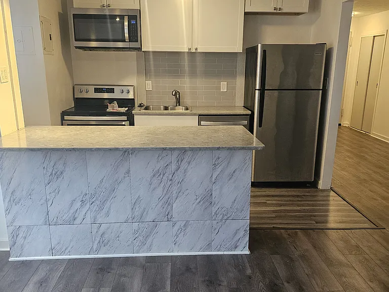 11720 Edgewater Dr #605 — Photo 10