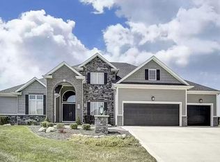 261 Quell Ct, Fort Wayne, IN 46845