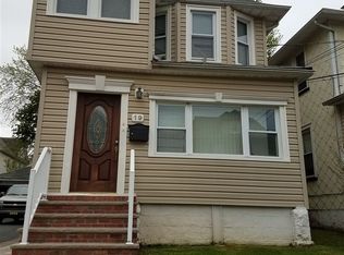 19 Gordon St, Ridgefield Park, NJ 07660