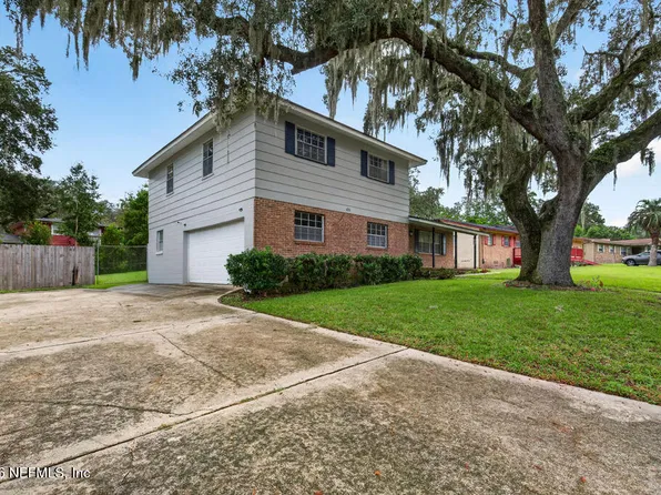 436 Saturn Ln W, Orange Park, FL 32073