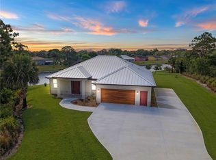 107 Capri Ave, Sebastian, FL 32958