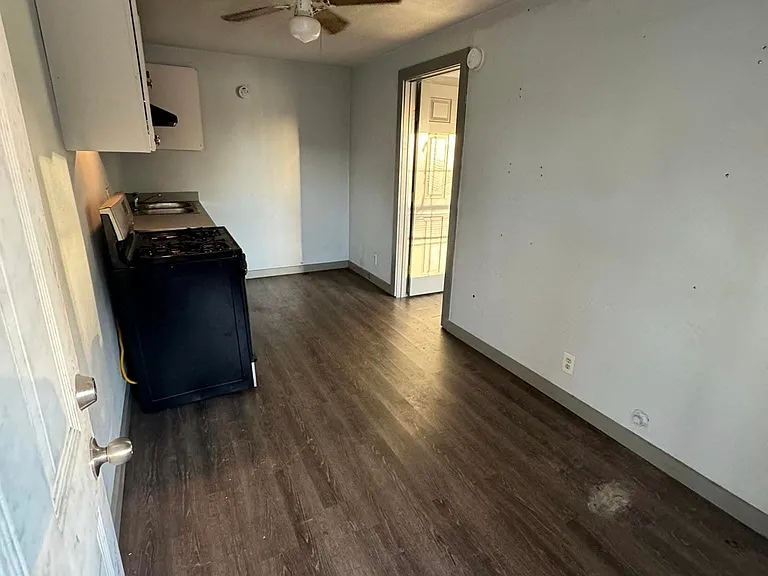 2306 Harlem St — Photo 14