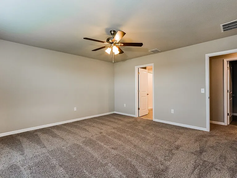 1510 Branchwood Ln — Photo 11