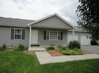 46 E Gait Dr, Slippery Rock, PA 16057