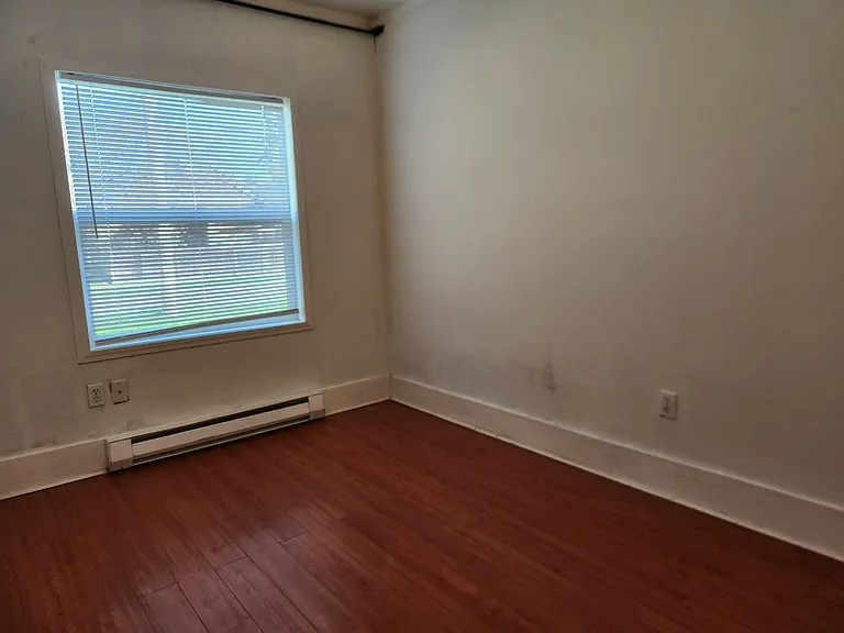 1155 Grant St — Photo 5