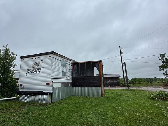 2nd image of 2140 Cincinnati Rd Unit 16