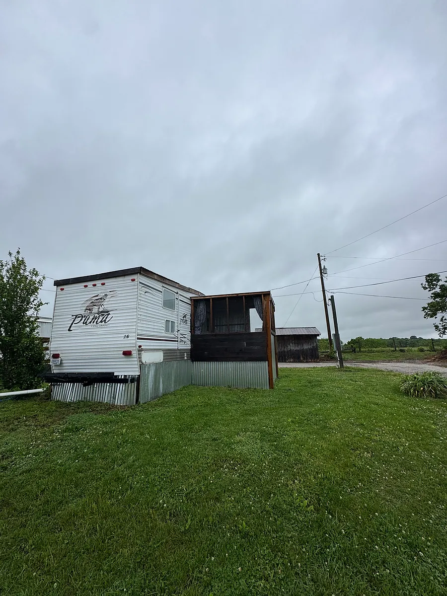 Building Photo - 2140 Cincinnati Rd #16