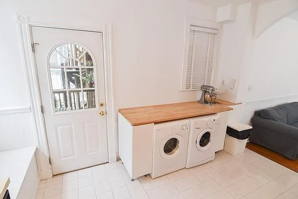 6 Perry St #3 — Photo 11