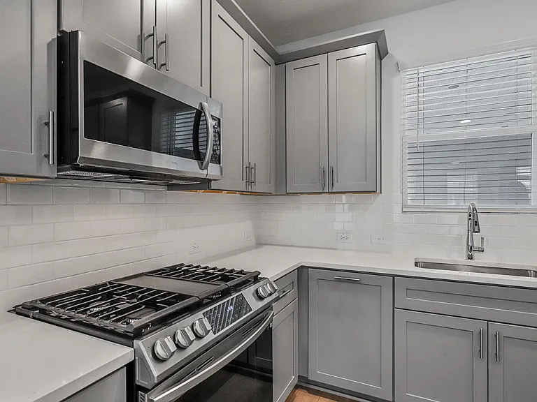 228 Sunset Ln — Photo 32