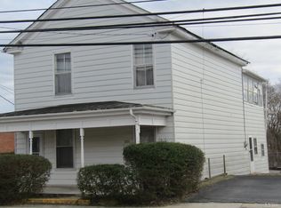 221 S Main St, Amherst, VA 24521