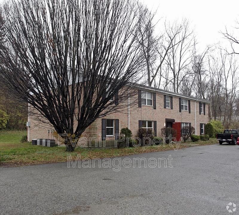 1st image of 3057 Idylwilde Blvd APT 1-D