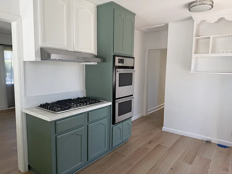 4943 Petit Ave — Photo 9