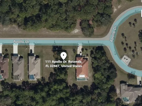 111 Apollo Dr #14, Rotonda West, FL 33947