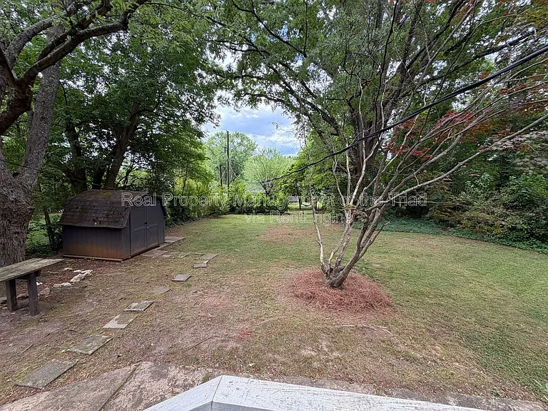 2331 W Cornwallis Dr — Photo 11