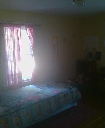 4th image of 442 Maplewood Ave